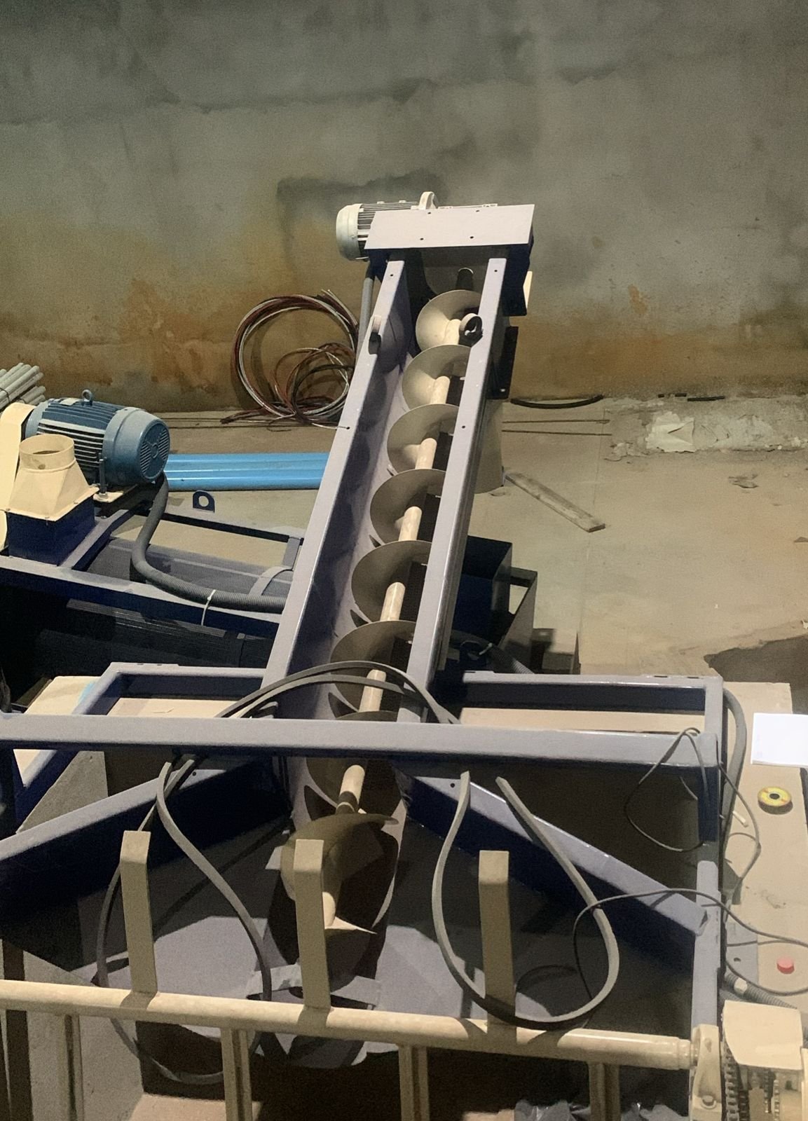 Conjunto Rosca com Motor e Batedores Com Motor — foto 3