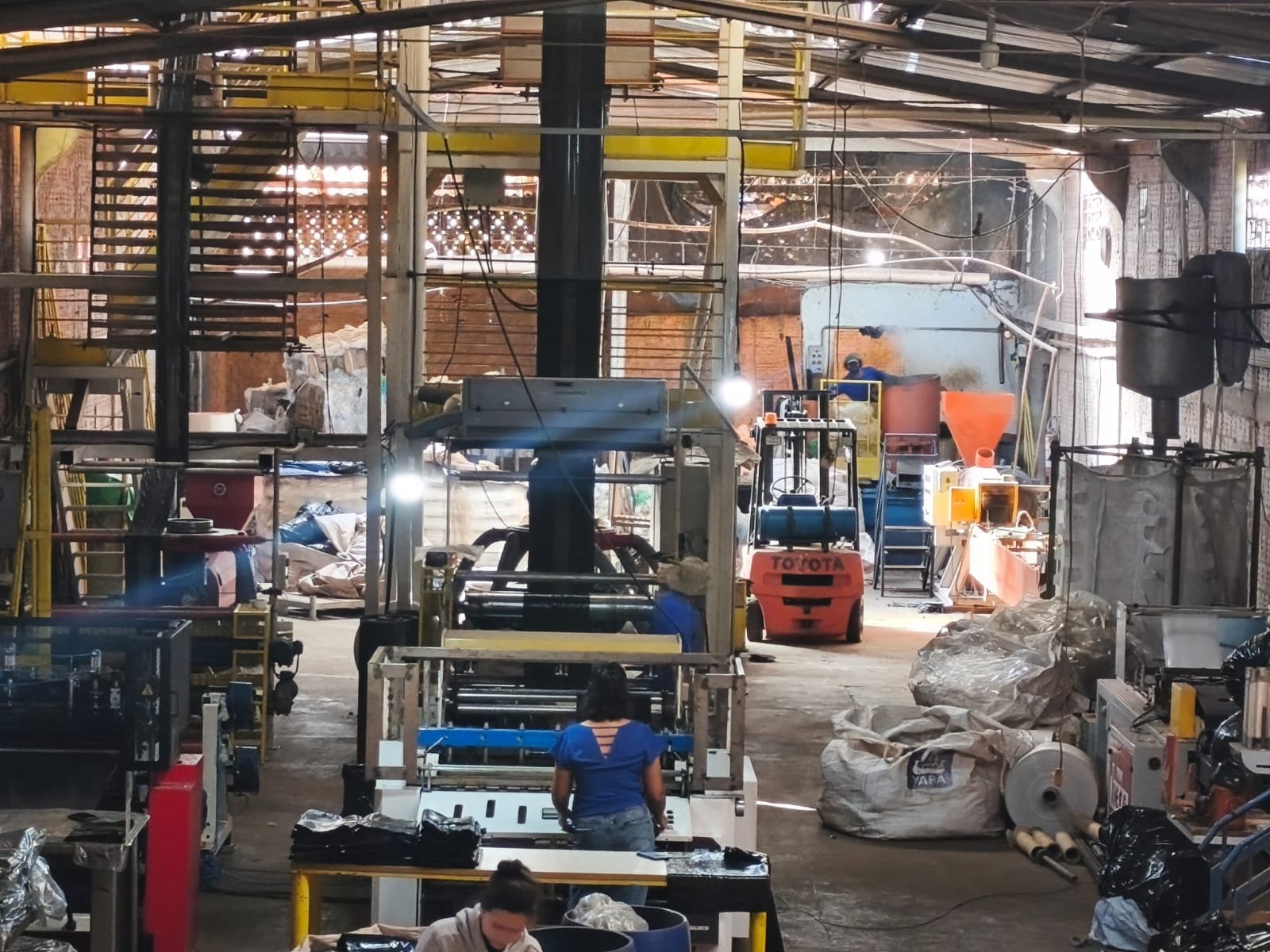 Empresa de Filme e Mangueira — foto 5