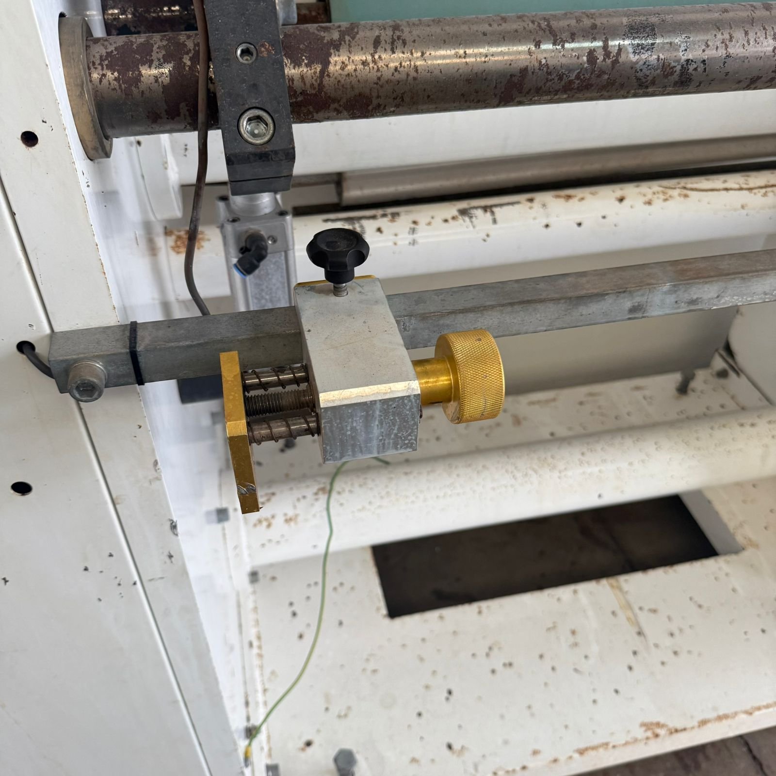 Rebobinadeira 700mm Marca Vemax Motor de 60cv — foto 3