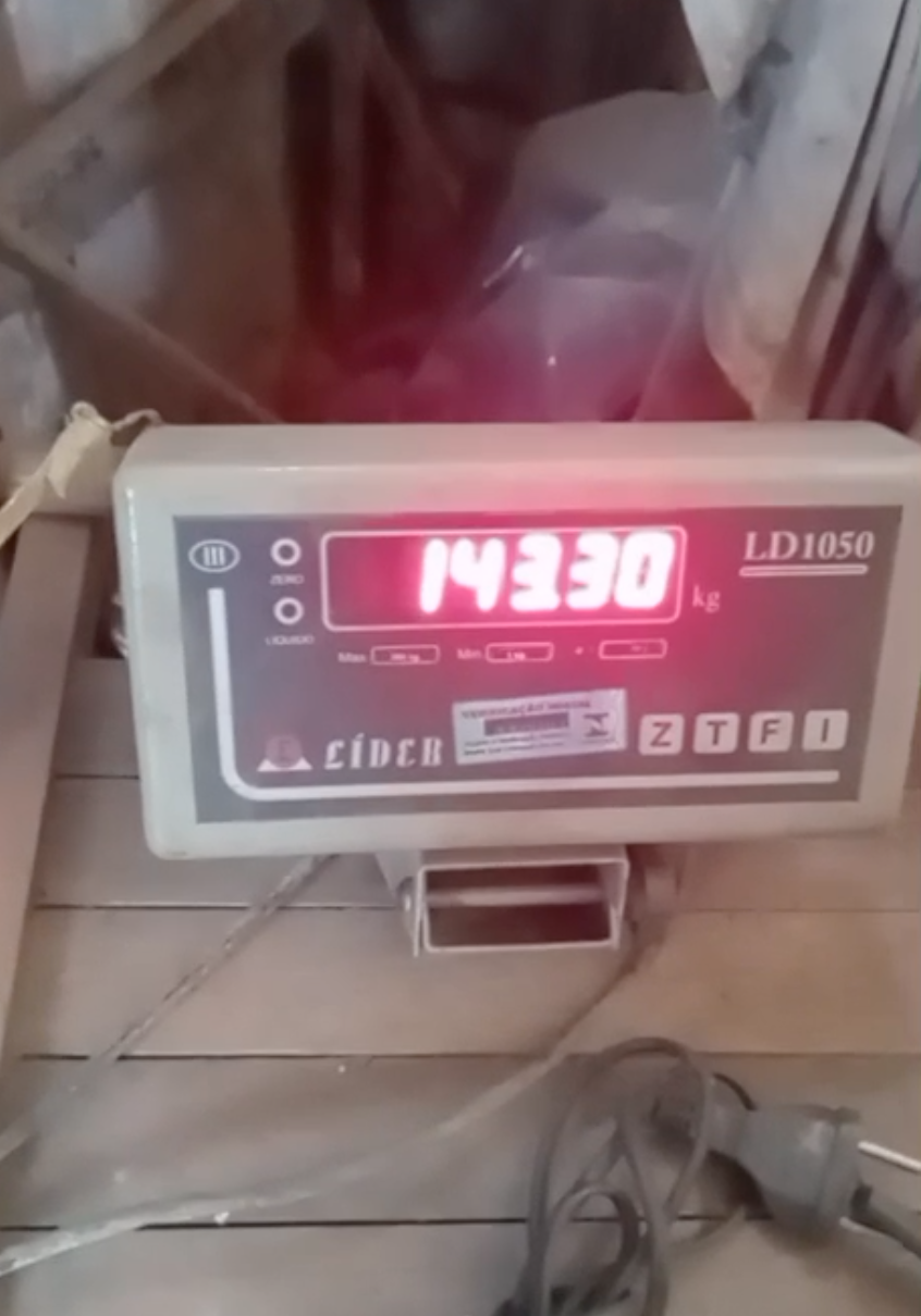 Prensa Para Fardo de PET 150 Kg e Papelão de 300 Kg — foto 4