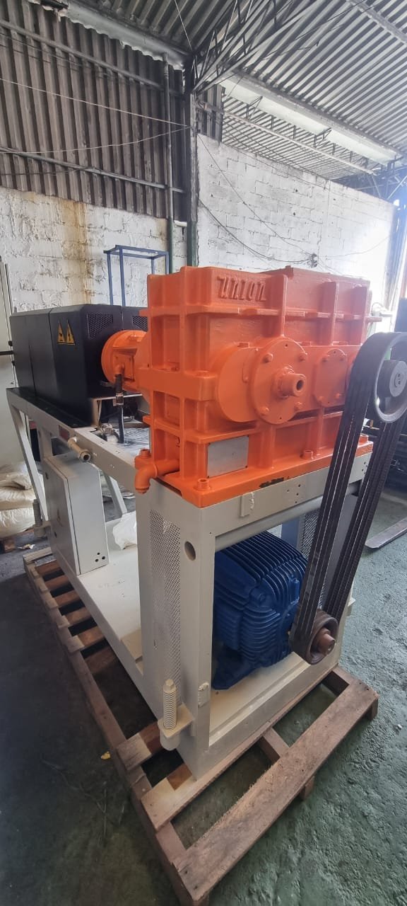 Extrusora 80mm Para Material Técnico - UNION — foto 4