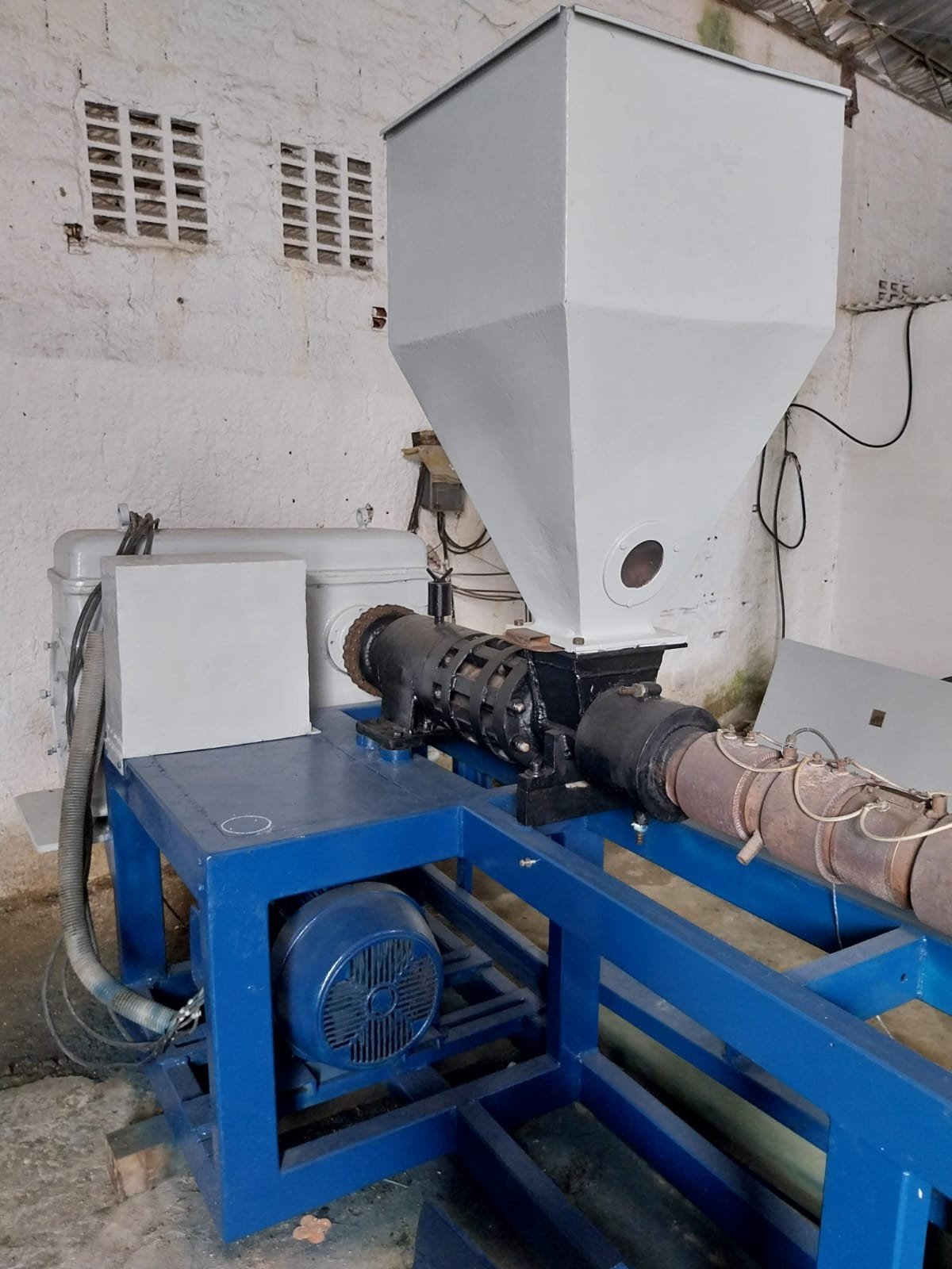 Extrusora 100mm com Motor de 50cv- Linha Completa — foto 1
