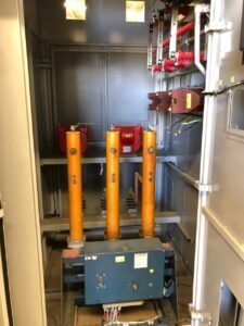 Djuntor Begihn 350MVA /630A  15KV — foto 1