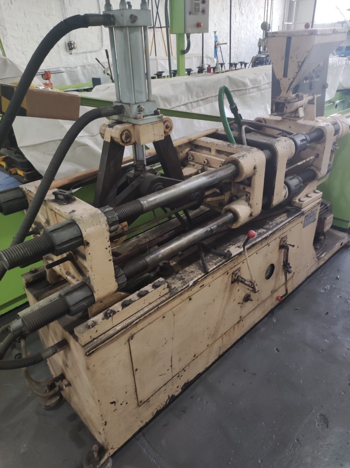 Injetora 80 ton 400 gramas — foto 2
