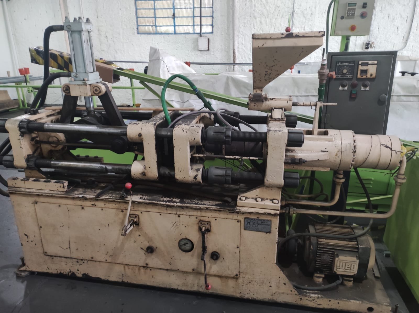 Injetora 80 ton 400 gramas — foto 4