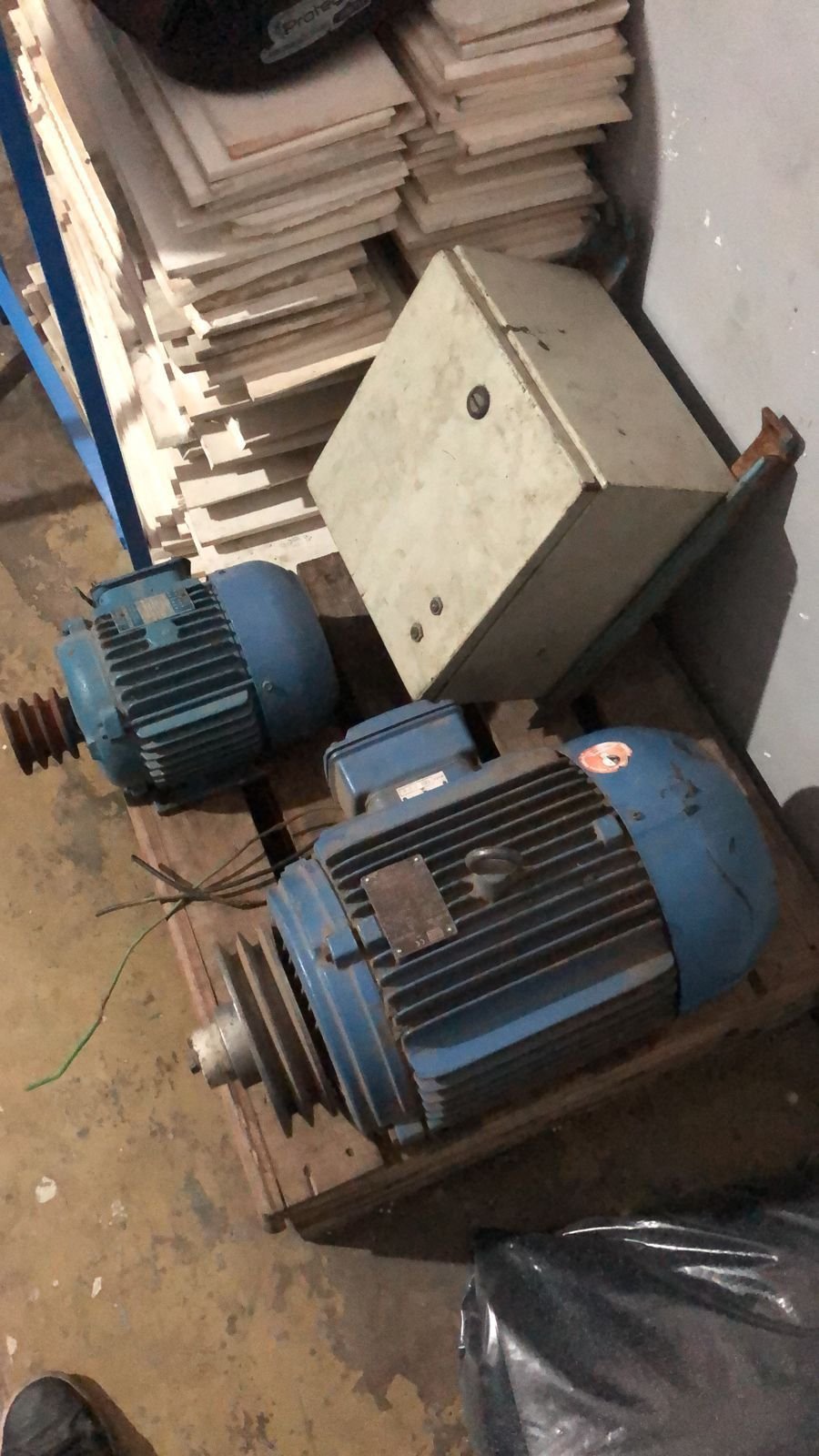 Motores 1.5 cv e Tensão de 220/380 Painel — foto 2