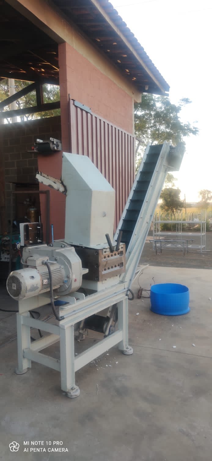 Triturador Tipo Shredder 300mm Motor De 7,5 CV — foto 3