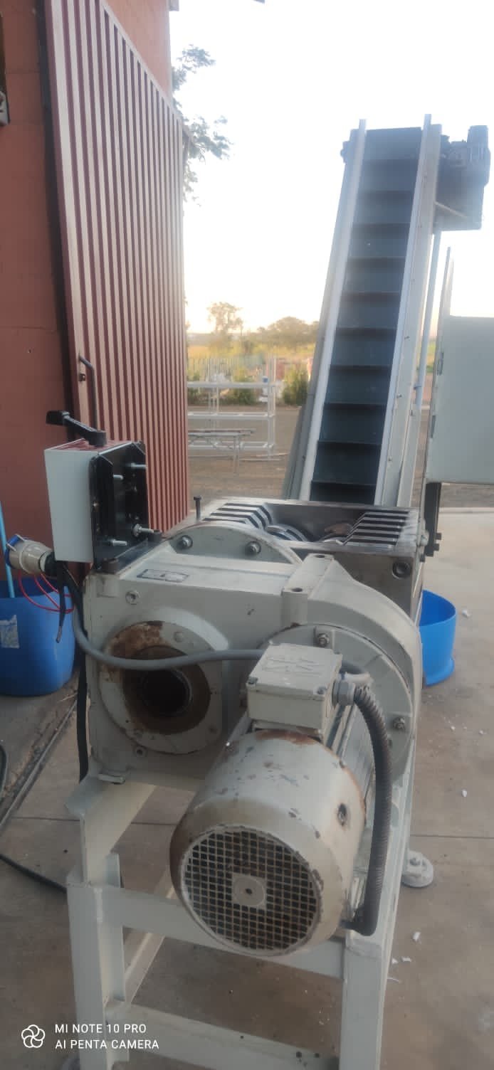 Triturador Tipo Shredder 300mm Motor De 7,5 CV — foto 5