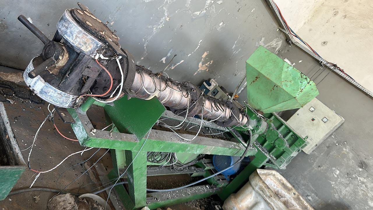Extrusora 90mm Com Motor de 30cv — foto 1